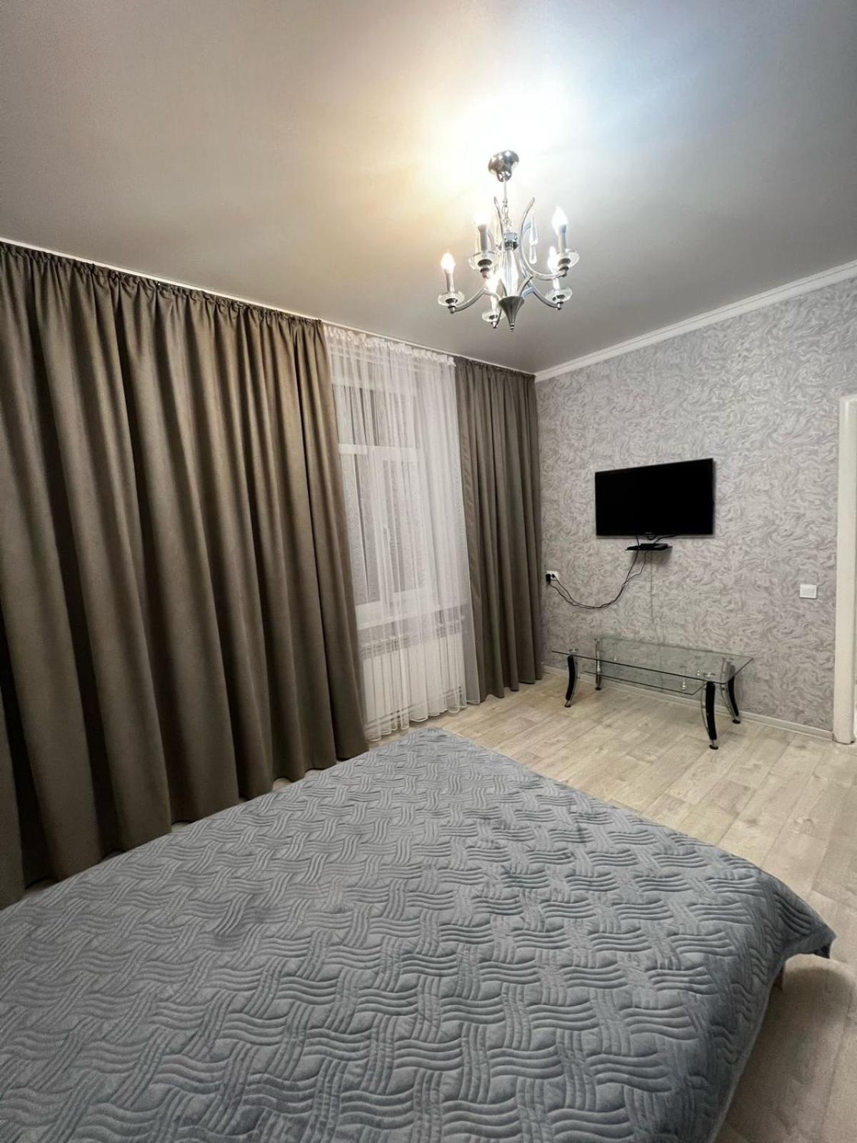 На Майлина Apartamento Turksib Exterior foto