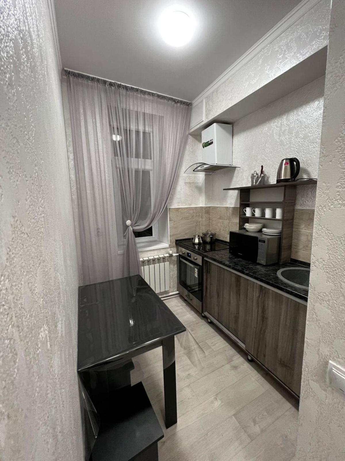 На Майлина Apartamento Turksib Exterior foto